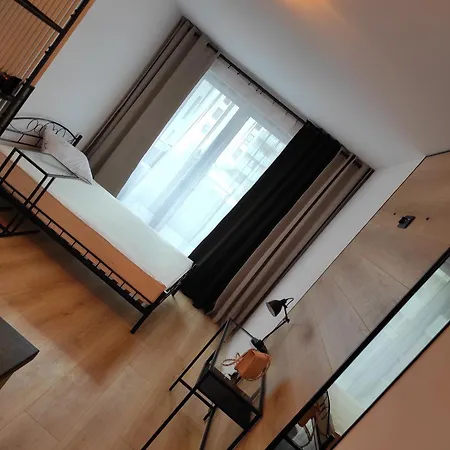 Loftowy Wypoczynek Goldair * Poznań